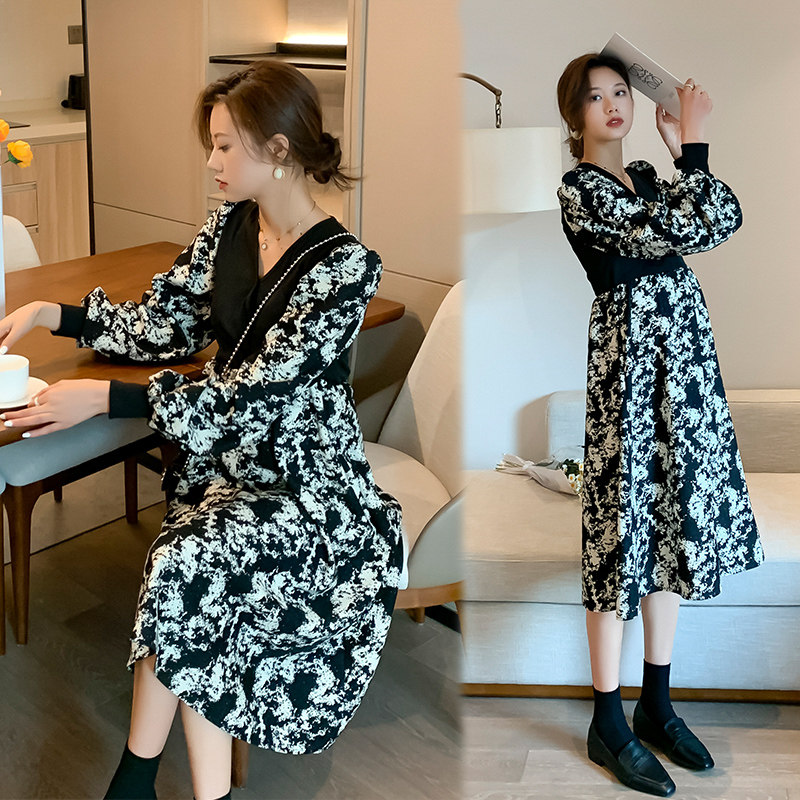 Pregnant women Spring and Autumn Dress Fashion NetRed New pure color splicing flower temperament pregnant dress loose autumn winter