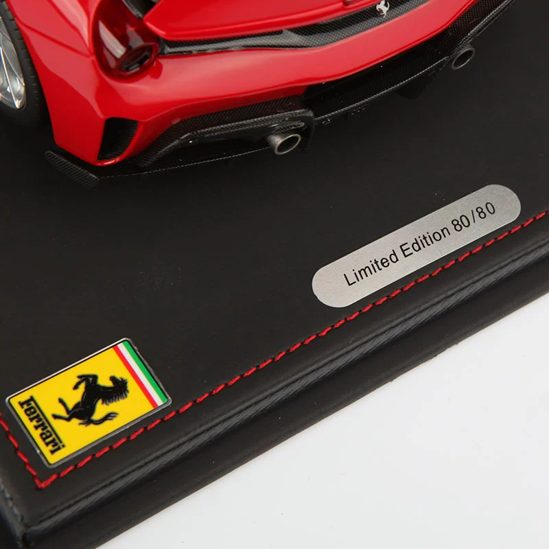 BBR 1:18 Ferrari Ferrari 488 Pista phiên bản mui trần màu đỏ mô phỏng mô hình xe - Chế độ tĩnh