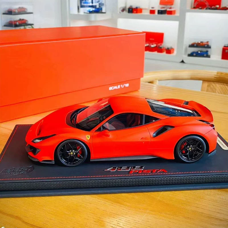 BBR 1/18 Ferrari Ferrari 488 Pista nhựa mô hình màu đỏ mờ giới hạn 8 chiếc không mở được - Chế độ tĩnh