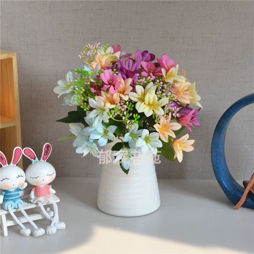 18 -Главная масляная живопись Lily Home Decorative Flower Beast Flower Ring Make Детский танец, держащий цветочный зал зала