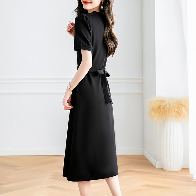 French short-sleeved dress women's summer new fashion temperament round neck elegant black waist slimming a-line skirt