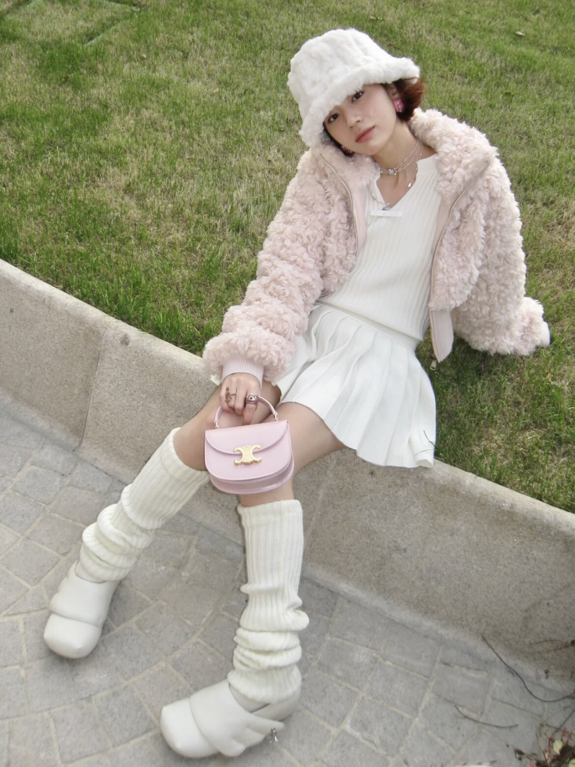 Grape hotel off-white winged loafers: the secret weapon for a