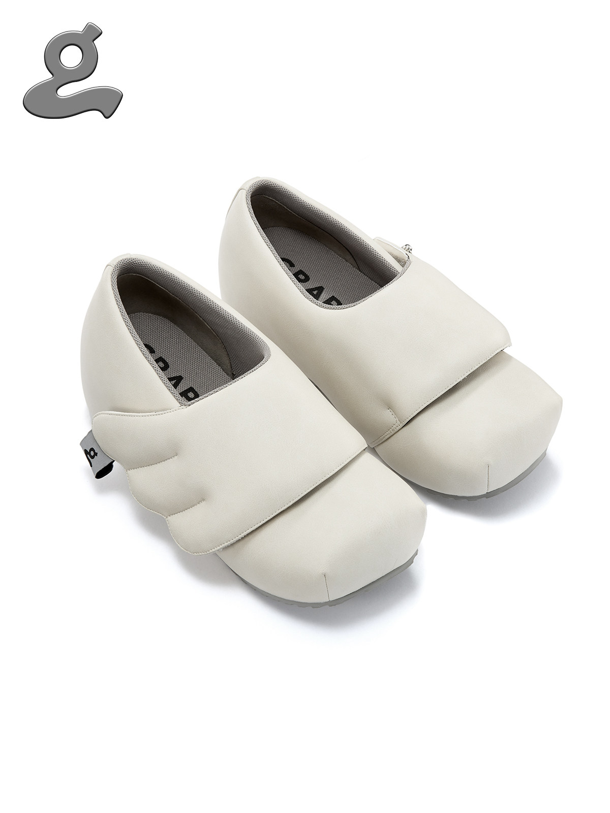 Grape hotel off-white winged loafers: the secret weapon for a
