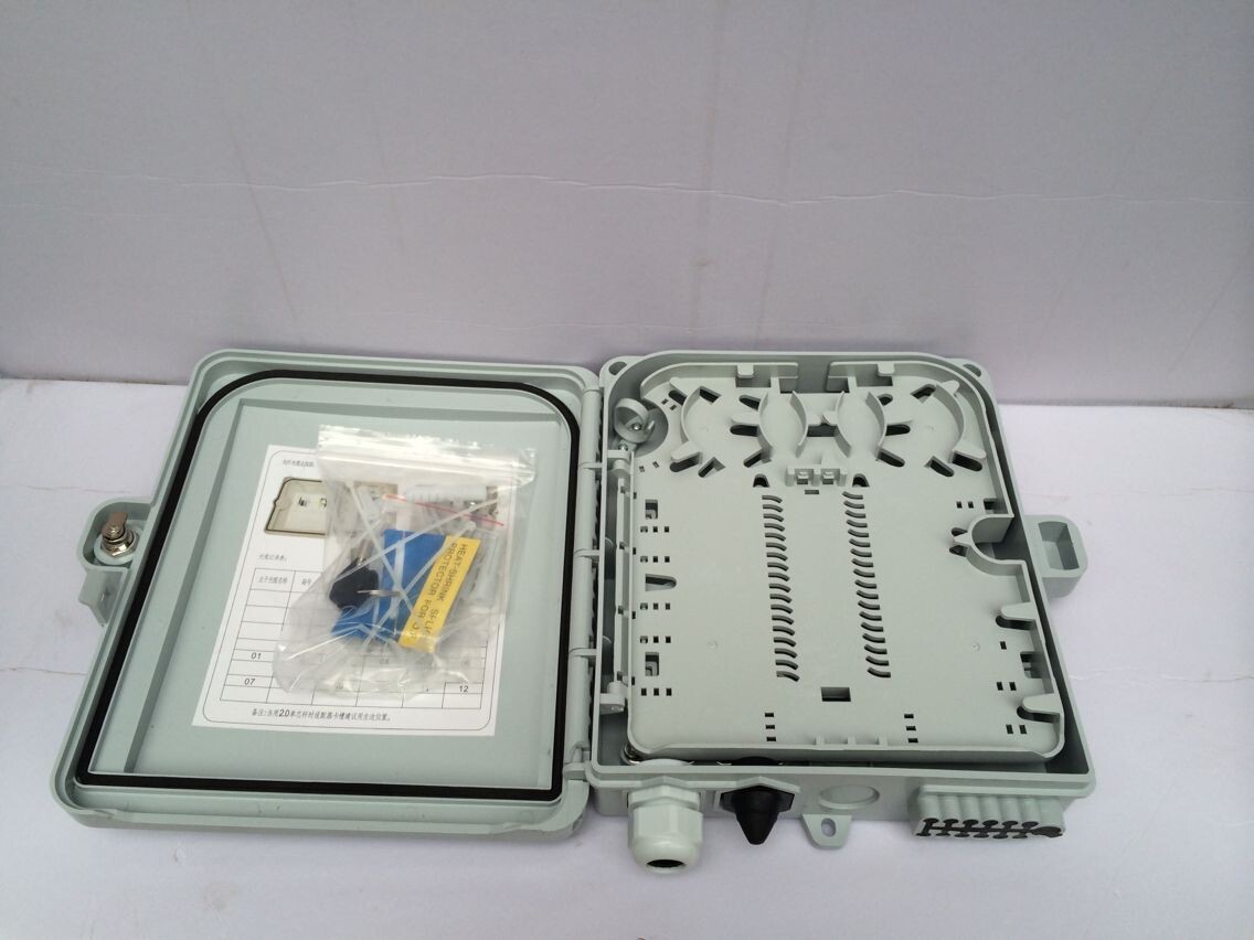 FTTH1 points 8 1 minute 12 Core sub-box 1 minute 12 light splitter box Optical fiber splitting box Floor box Anti-tank