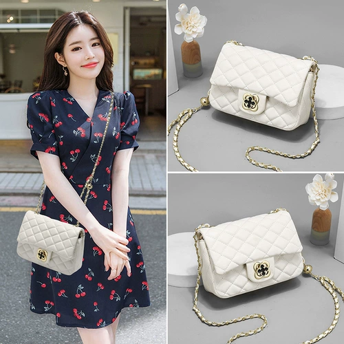 Цепь, небольшая сумка, брендовая сумка через плечо, сумка на одно плечо, Гонконг, коллекция 2022, популярно в интернете, из натуральной кожи