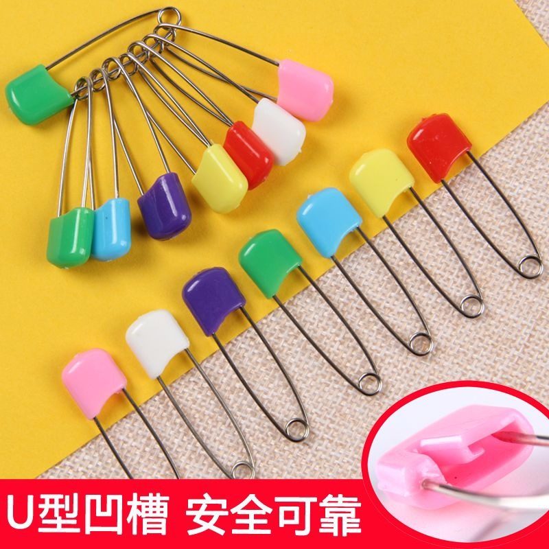 カラフルな漫画柄の子供用安全ピン、多目的ベビーピン、バックル、ベビー服ピン、よだれかけロックピン