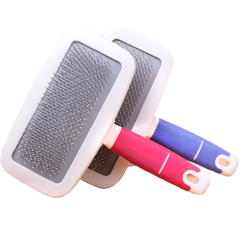 Домашние собаки открывают расчесывание собак, расчесывающие собачьи расчески