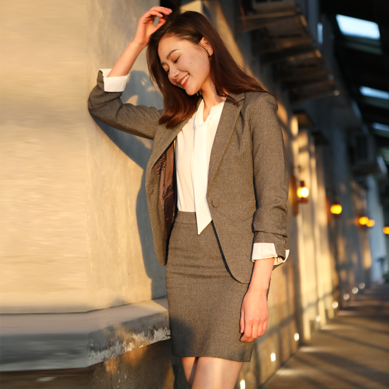 Tailleur femme - Ref 3241609 Image 3