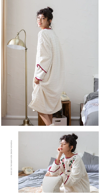 Có thể là đồ ngủ trẻ em nhung san hô mùa đông nữ phiên bản Hàn Quốc của áo choàng dài dày áo choàng flannel ấm áp áo choàng tắm đồ ngủ đôi