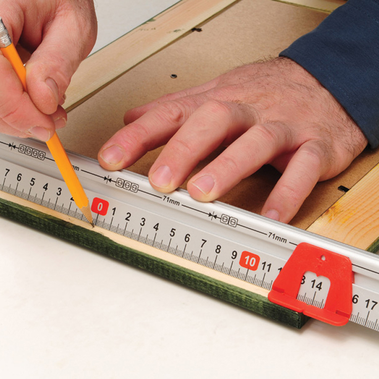 Open Pu Road Multifunction Labeling Ruler 1 m aluminum alloy ruler thickened gauge Ruler Graduated Scale Advertising Protection