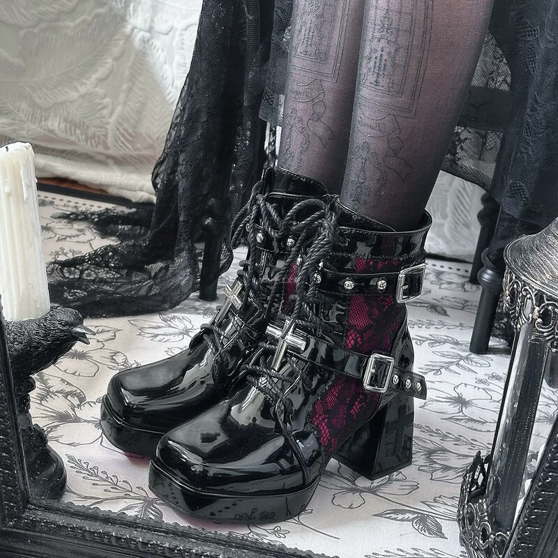 Halloween Gothic Punk Short Boots Y2K Subculture Patent Leather Thick-Soled Chunky Heel High-Heeled Lolita Hot Girl Boots Halloween Gothic Punk Short Boots Y2K Subculture Patent Leather Thick-Soled Chunky Heel High-Heeled Lolita Hot Girl Boots