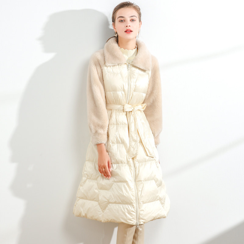 Thin and light down jacket women's middle school long version 2021 autumn and winter new knee-length slimming fur coat stitching sheep shear coat