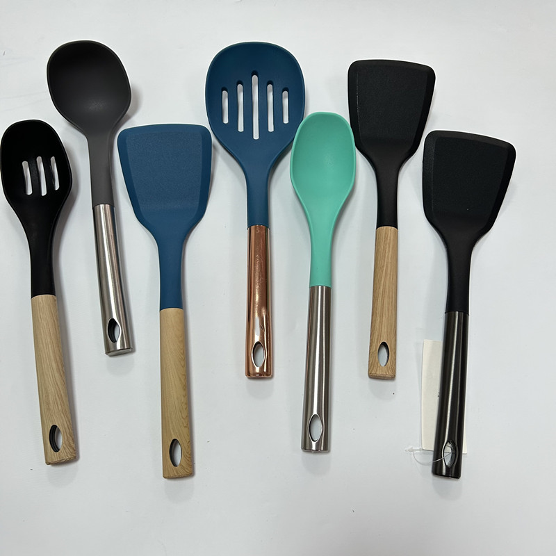 Non-sticky pot silicone shovel Scrubber shovel high temperature household stainless steel kitchenware special pot silicone pot shovel