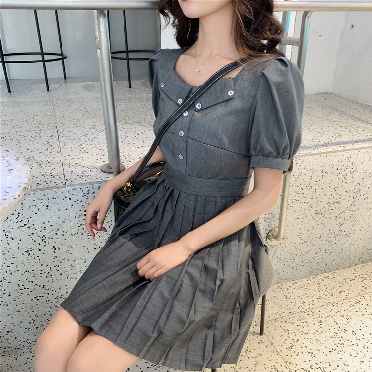 VK旗艦店 韓國風百褶高腰泡泡袖復古短袖洋裝