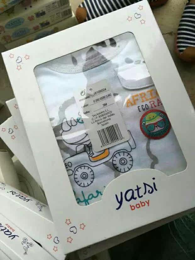 Coffret cadeau pour nouveau-né - vêtements C-2 - Ref 1964148 Image 9