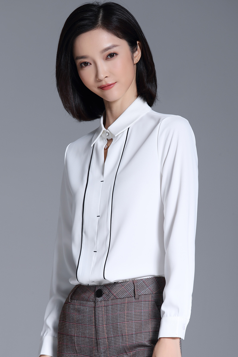 白色襯衫女時尚氣質(zhì)心機(jī)上衣設(shè)計感垂感雪紡襯衣長袖潮職業(yè)上衣