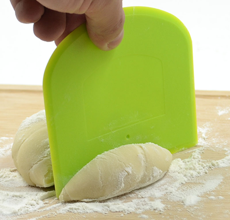 Baking tool soft plastic scraper cutter cake cream scraper board dough cutting