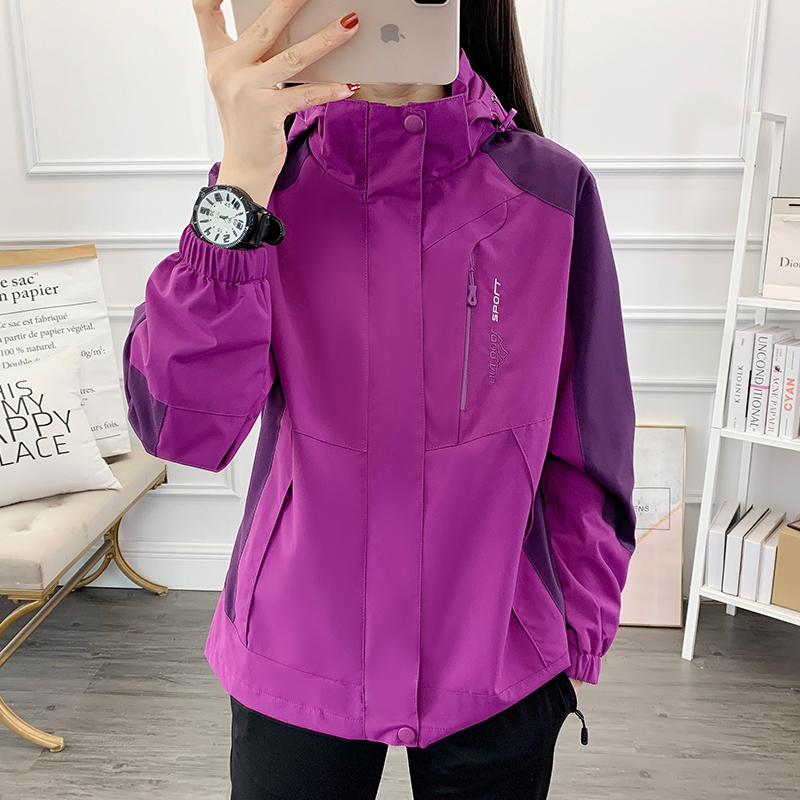 Women's Jacket for Spring, Autumn, and Winter 2026, New Thickened Three-In-One Detachable Liner Mountaineering Jacket for Middle-Aged and Elderly People Women's Jacket for Spring, Autumn, and Winter 2026, New Thickened Three-In-One Detachable Liner Mountaineering Jacket for Middle-Aged and Elderly People