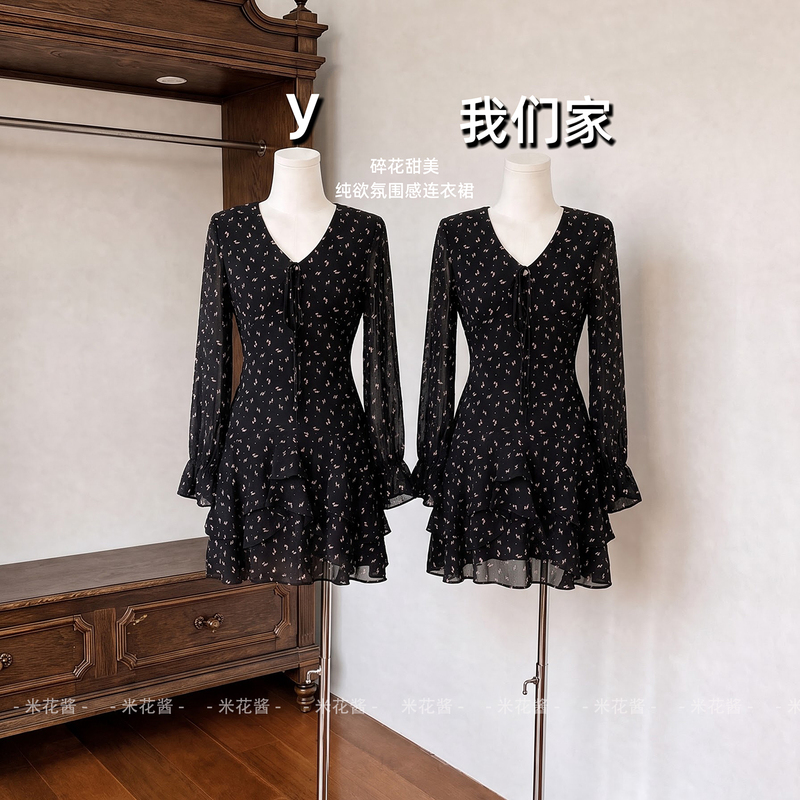 Mihuajiang French-Style Floral Long-Sleeve Dress for Women, Autumn Vintage V-Neck Chiffon Bell-Sleeve A-Line Short Dress