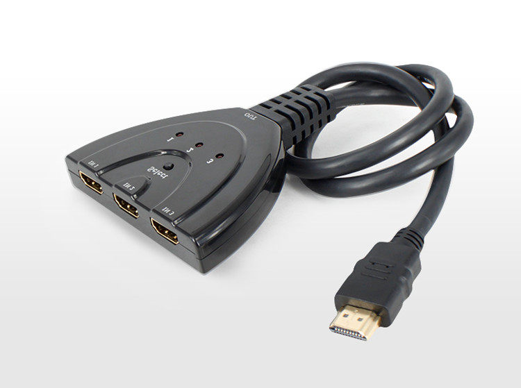 TV simultaneously connected to computer onboard box HDMI 10% Three-to-one-turn-two-line three-out extension cord