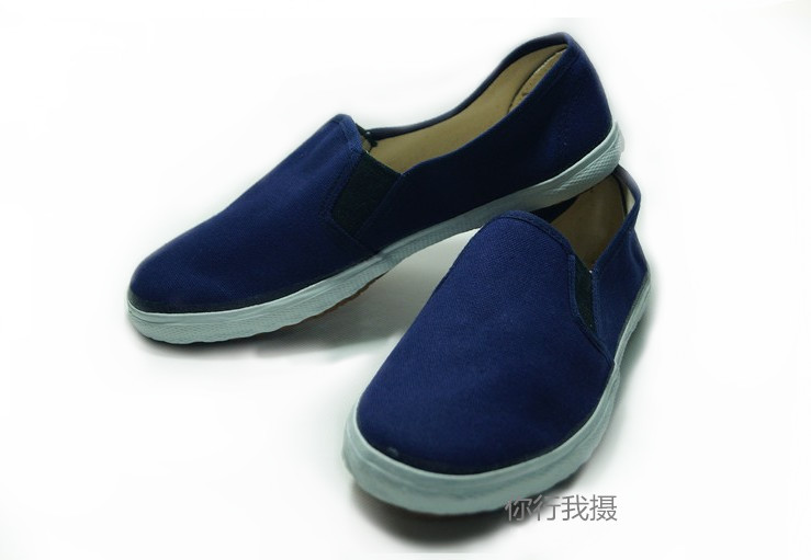 Kéo lại giày nam giày vải thấp để giúp một bộ giày thể thao nữ cũ Giày vải Bắc Kinh giày thể thao giá rẻ