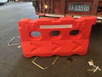 New material water horse isolation Pier anti-collision bucket plastic three-hole water horse fence fence fence water horse guardrail traffic set