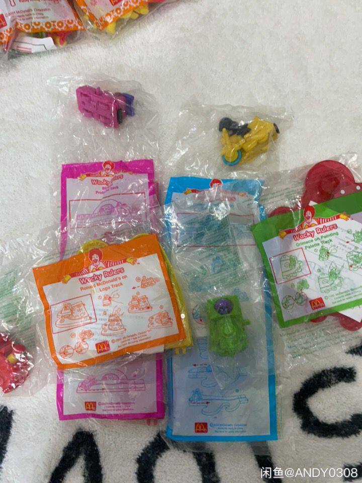 McDonald's out-of-print four small Fu Hundred Variable Curd Express A new set of four is sold and not replaced