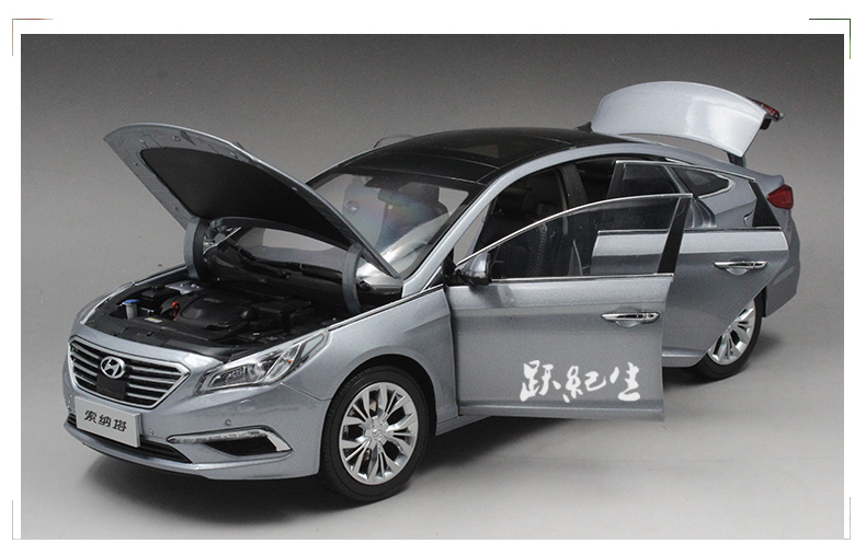 Nguyên bản 1:18 Bắc Kinh Hyundai Sonata thế hệ thứ 9 Xe hợp kim xe mô hình xe tĩnh mô hình đồ trang trí mô hình xe container