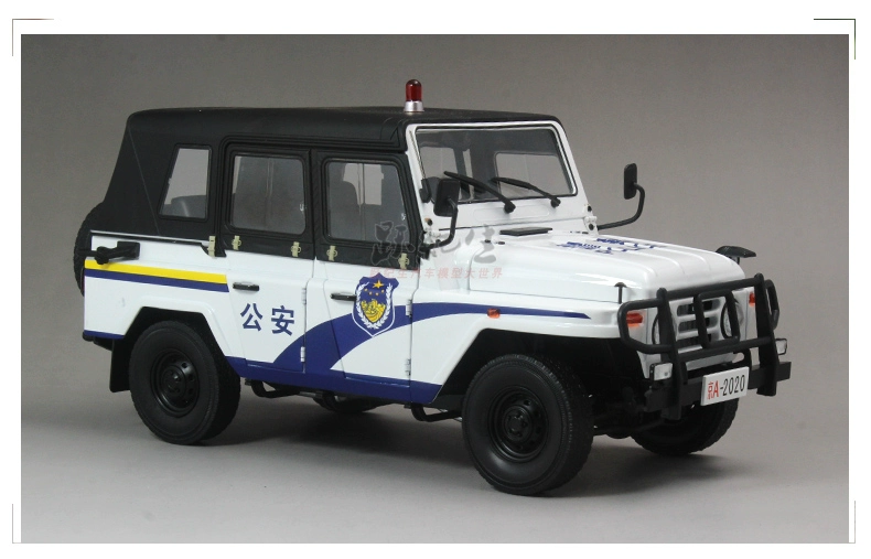 Hợp kim Gốc 1:18 Bắc Kinh Jeep 2020 BJ2020 JEEP Xe Cảnh Sát Mô Hình Tĩnh Mô Hình búp bê em bé