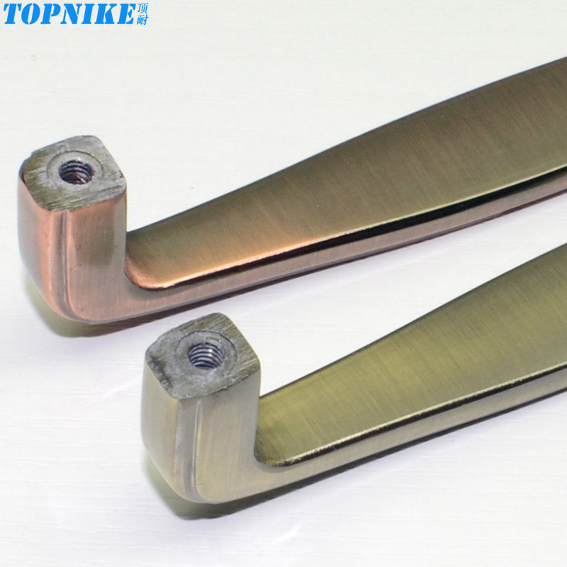 ����Ʒ���ִ�ŷʽ�¹żҾ߰���TNHG132