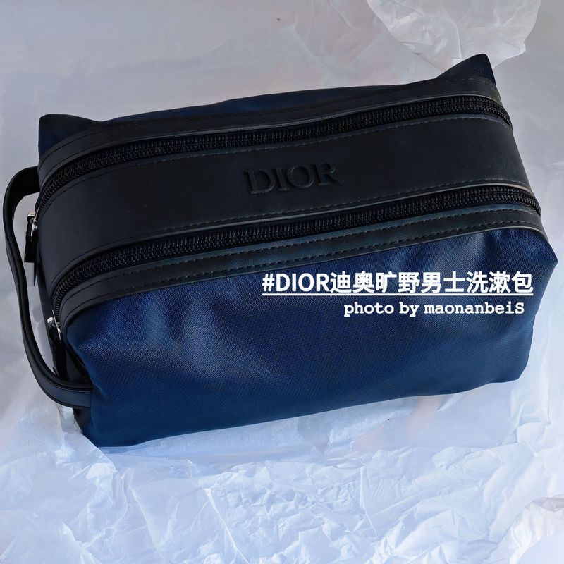 Dior Dior Wilderness Men's Toiletry Bag Portable Travel Storage Bag Makeup Brush Bag Dior Dior Wilderness Men's Toiletry Bag Portable Travel Storage Bag Makeup Brush Bag