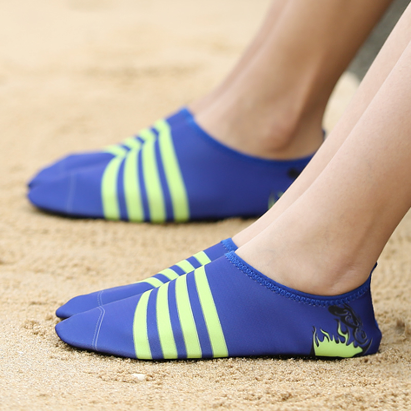 Yoga Indoor men and women 2021 Summer swimming shoes Covered Water Seaside Beach Shoes Water Park Non-slip Sports Socks Shoes