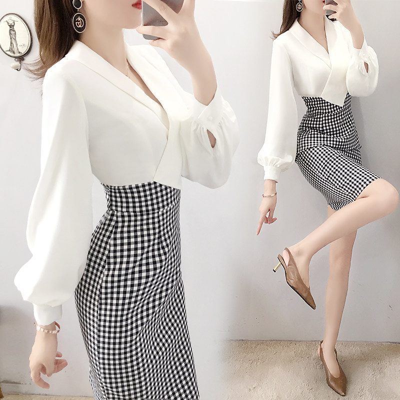 2022 New OL Commuter Professional Ocean Dress Women's Spring Dress Checkered for a long version of temperament in hip skirts