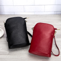 2020 new retro soft cow leather skew satchel bag minimalist Mini phone bag italics cable-covered genuine leather