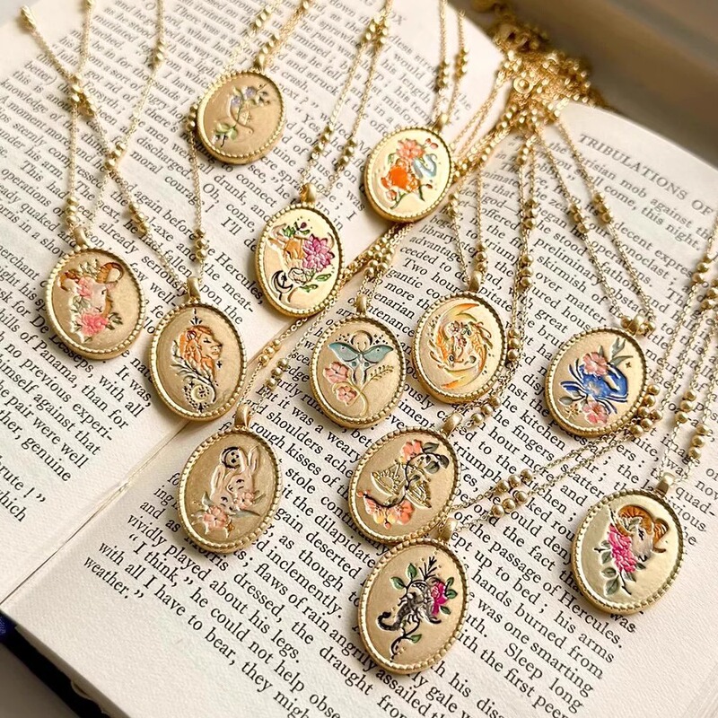 British Fable England Constellation Series Necklace Twelve Constellations Light Luxury Niche Hand-Painted Enamel