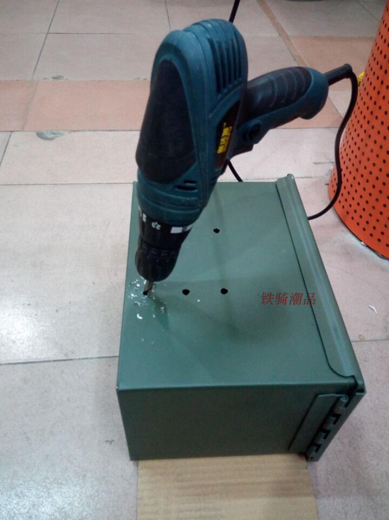 Xe máy retro sửa đổi hộp sắt bên hộp nhíp bên hộp kim loại Hộp bên Túi treo Hộp bên trái và bên phải hộp phía sau hộp - Xe máy Rider thiết bị dụng cụ bảo vệ đầu gối