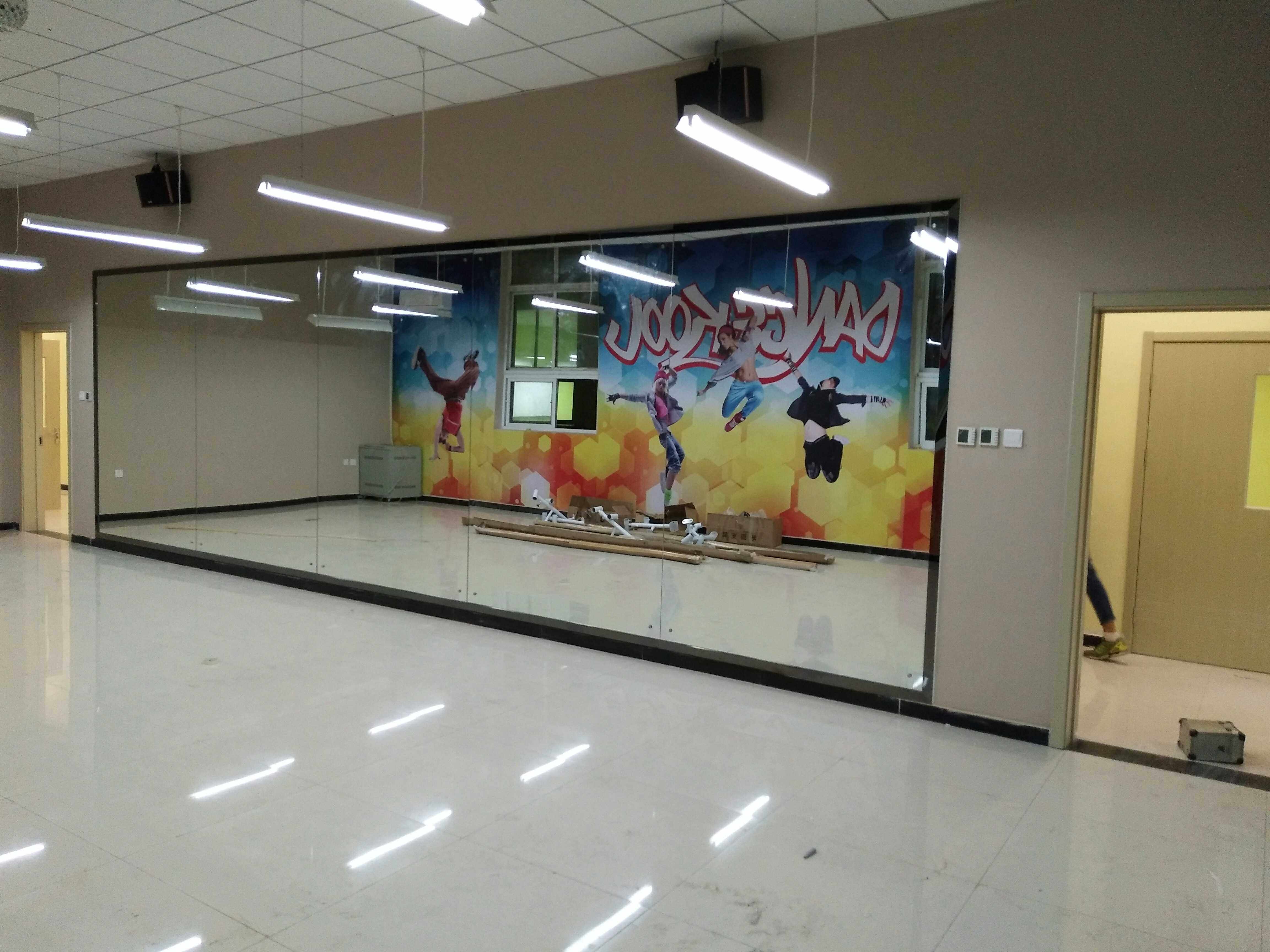 Beijing Dingfu Full-body Stickup Wall Fitness Yoga Practice Utilitzed Makeup room explosion-proof extra-large dance glass floor mirror