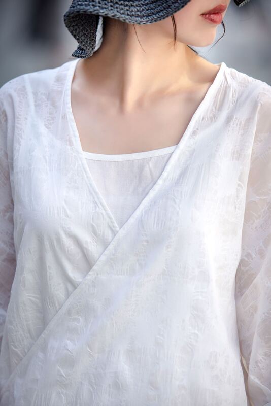 Salt-Shrunk Cotton and Linen Kundalini Yoga Top Salt-Shrunk Cotton and Linen Kundalini Yoga Top