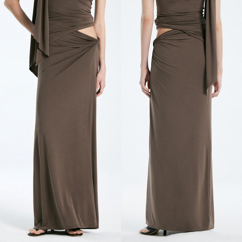 Asymmetrical elastic knitted skirt, set