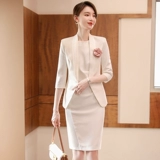 Белый пиджак классического кроя, осенний комплект, комбинезон