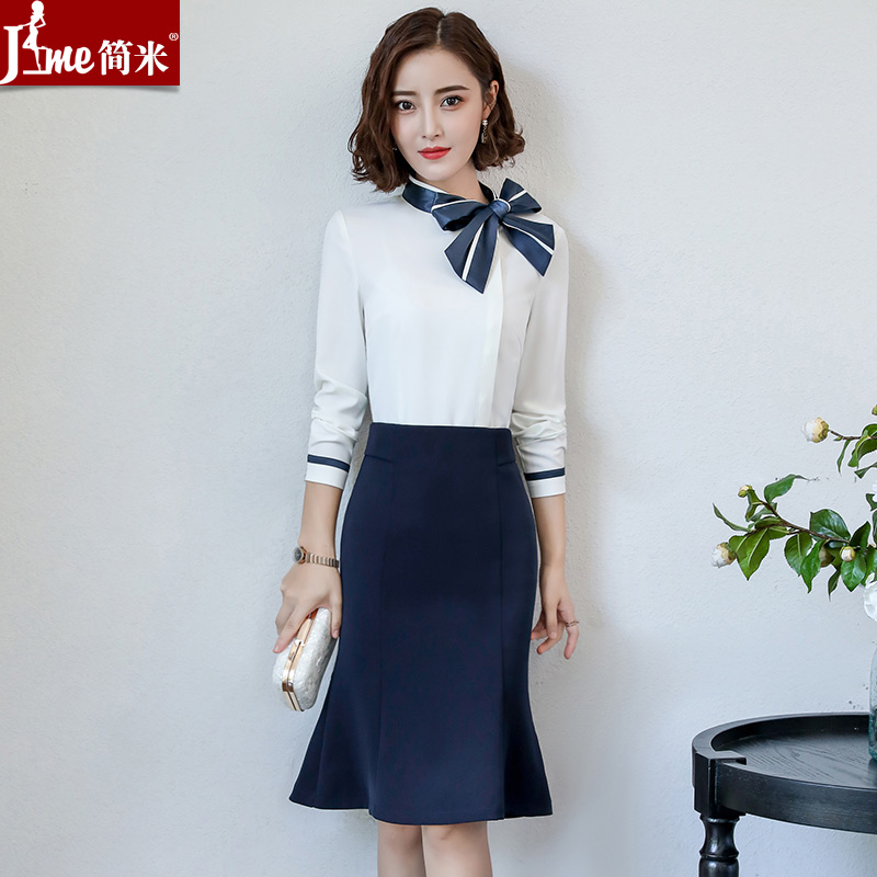 Career Suit 2022 Spring New Blouse Dress Temperament goddess Fan is wearing a flight attendant's uniform interview workwear
