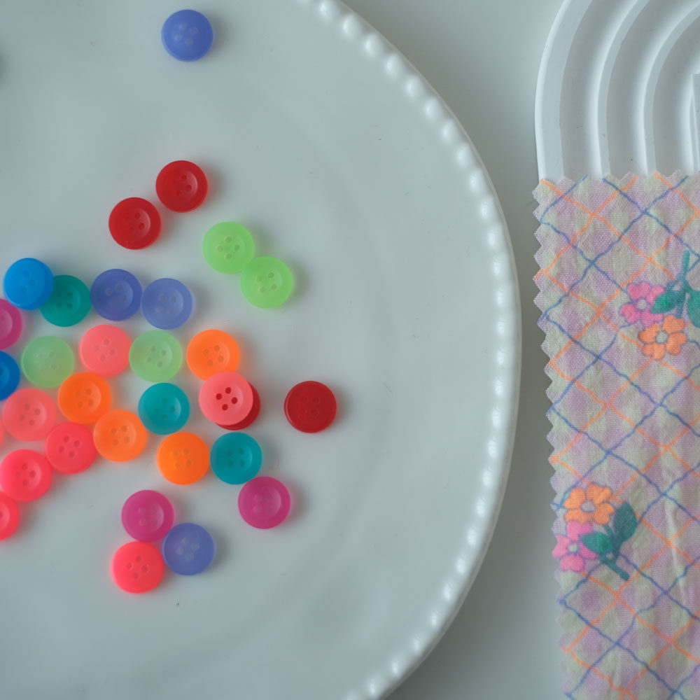 25年最火韩系Neon Buttons 11mm树脂纽扣，小众实用荧光系纽扣种草分享-服装纽扣-淘宝好物网