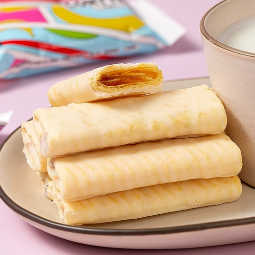 Jinda VC фруктовый соус шоколадной булты с яичным яйцом, хрустящая хрустящая сеть красных повседневных закусок (альбом Cocoa Butt)