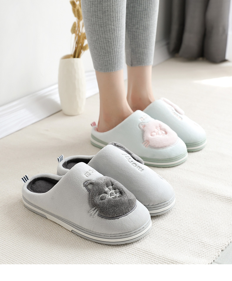 Dép cotton dễ thương nữ mùa đông trong nhà trượt tuyết phiên bản Hàn Quốc của cặp vợ chồng hoạt hình dày nam dưới nhà ấm áp sang trọng - Trang chủ dép nhà tắm