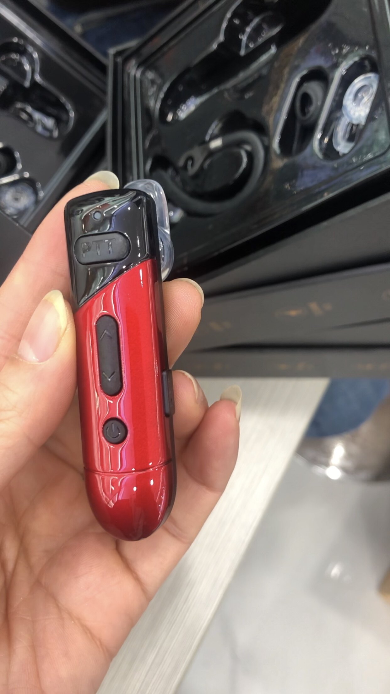 Ear-hanging intercom small mini Bluetooth in-ear hanging ear wireless intercom Beauty House Restaurant chess room-Taobao