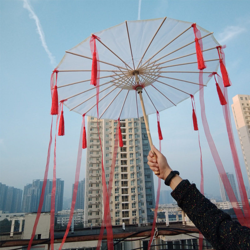 Hanfu supplies pure white ancient umbrella ancient wind performance classical style props craft umbrella tassel umbrella belt umbrella Wei Jin style