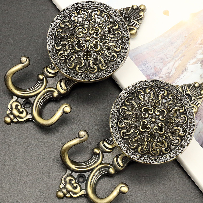 Eurostyle Curtain Hook Wall Hook Strap Hanging Ball Accessories Plated Zinc alloy Curtain Hooks Bend Crochet Hood Hook