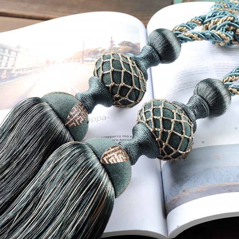 Creative hand-woven European curtain hanging ball tassel curtain tie