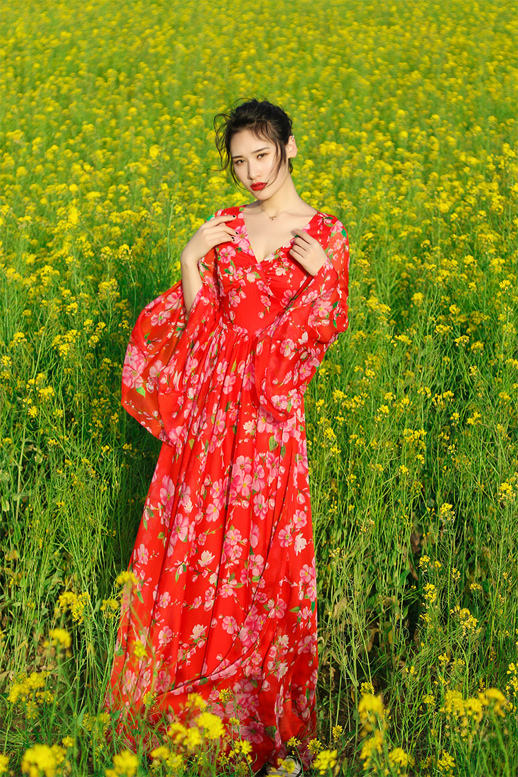 Mùa hè 2018 mới của phụ nữ in hoa kèn retro tay lớn swing thanh lịch cổ tích đầm đầm - Váy dài đầm dài qua gối de thương