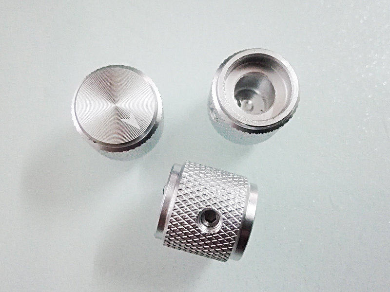 银白色滚花实心铝合金音量旋钮电位器旋钮 13*13MM 螺丝紧固型